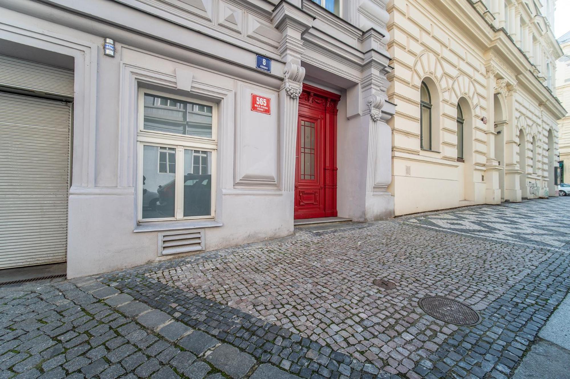 A Prague Apartments - Lesser Town — Photos 1